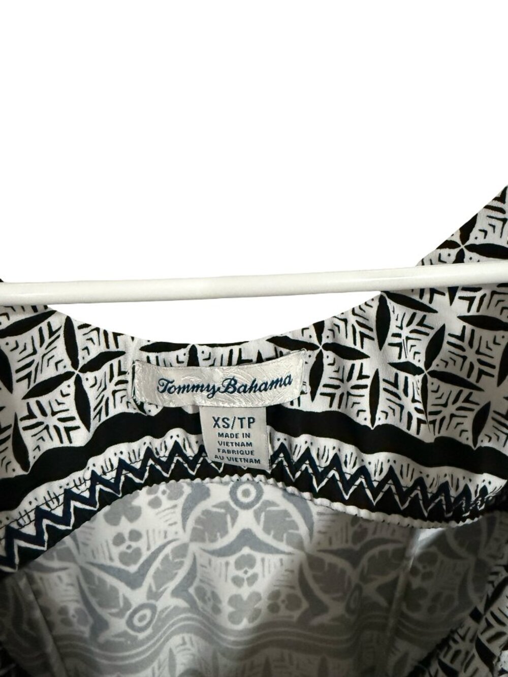 Tommy Bahama Maxi Dress XS Black White Geometric Print Liquid Knit Slinky Scoop - Picture 4 of 7